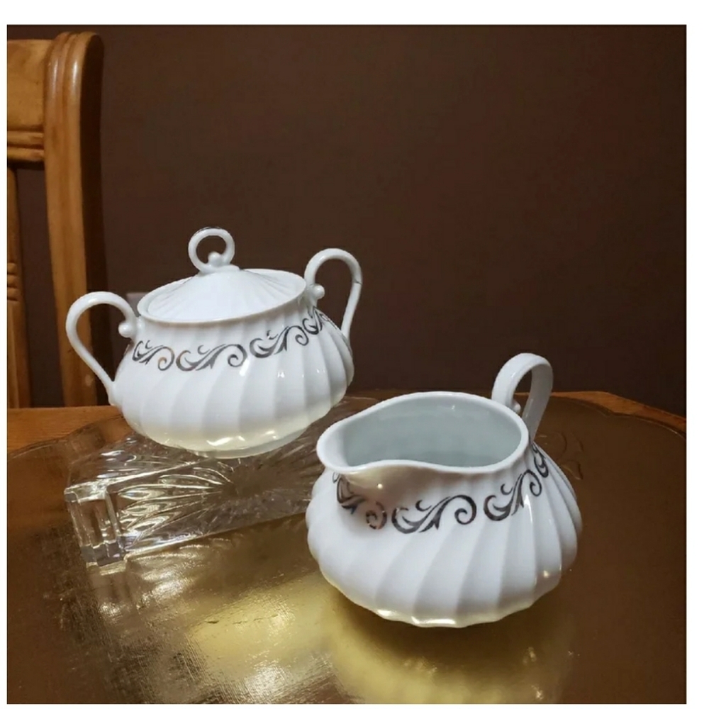 ARCADIAN Fine China Creamer & Sugar Set
